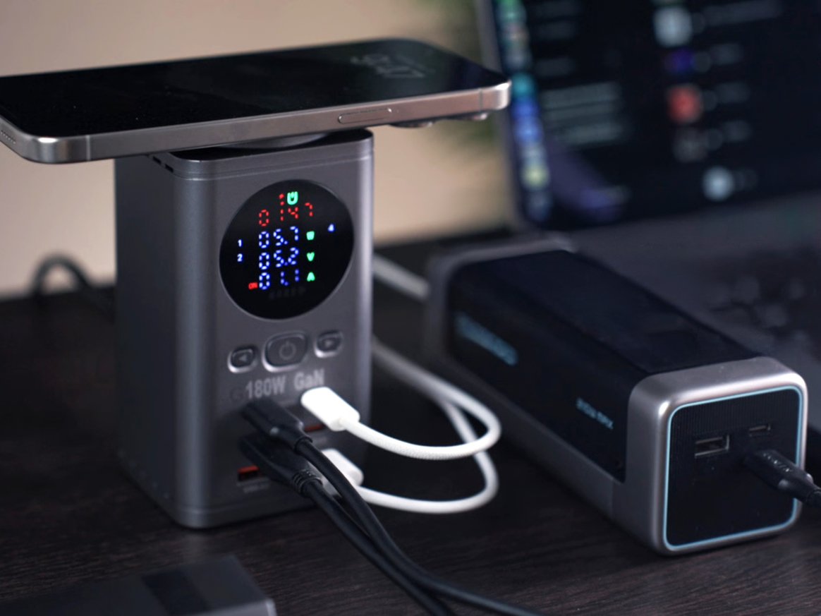 Decouvrez le Chargeur 180W GaN Chargez 7 Appareils Simultanement - plare.
