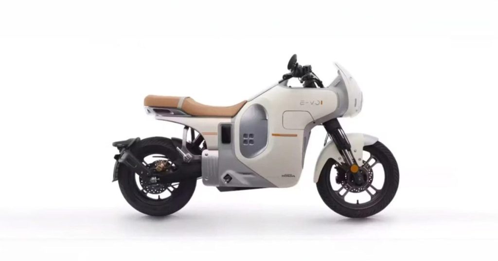 Honda surprend avec sa première moto électrique, mais ce n’est pas tout ce qui fait parler