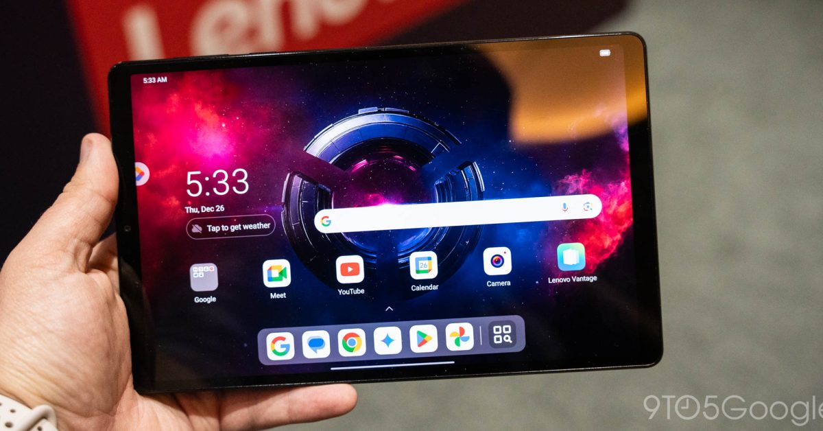 La tablette Lenovo Legion Tab est désormais proposée à 381,65 €, offrant une expérience de jeu mobile haut de gamme. Équipée d'un écran de 8,8 pouces avec une résolution de 2560 x 1600 pixels et un taux de rafraîchissement de 165 Hz, elle garantit des visuels fluides et nets. Sous le capot, le processeur Qualcomm Snapdragon 8 Gen 3, couplé à 12 Go de mémoire vive et 256 Go de stockage interne, assure des performances élevées pour les applications exigeantes. Sa batterie de 6550 mAh offre jusqu'à 8 heures d'autonomie, et la charge rapide de 45 W permet de la recharger rapidement. De plus, la connectivité Wi-Fi et le port USB-C avec compatibilité DisplayPort 1.4 permettent de la connecter à des écrans externes, transformant ainsi la tablette en un véritable PC gaming. (avcesar.com)