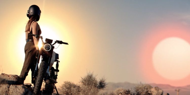 Onyx RCR 80V : un scooter électrique à 65 mph et pédales pour des trajets écolos - plare. Onyx RCR 80V : un scooter électrique à 65 mph et pédales pour des trajets écolos