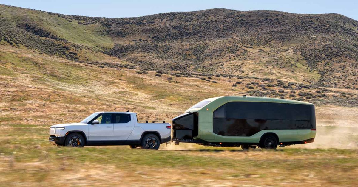 Pebble deliveries electric trailer - plare.