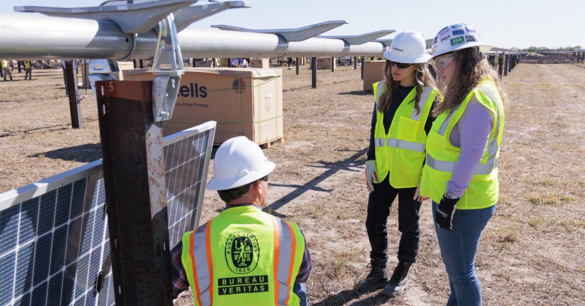 Photos courtesy Enbridge solar - plare.