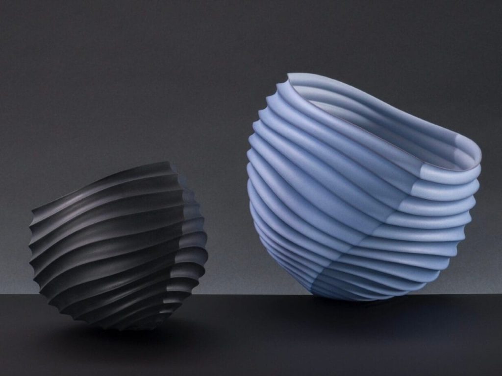 Révélez l’Harmonie de l’Art et de l’Algorithme : La Magie des Céramiques Inspirées par l’Origami