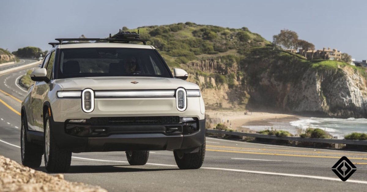 Rivian deals R1 Tri - plare.
