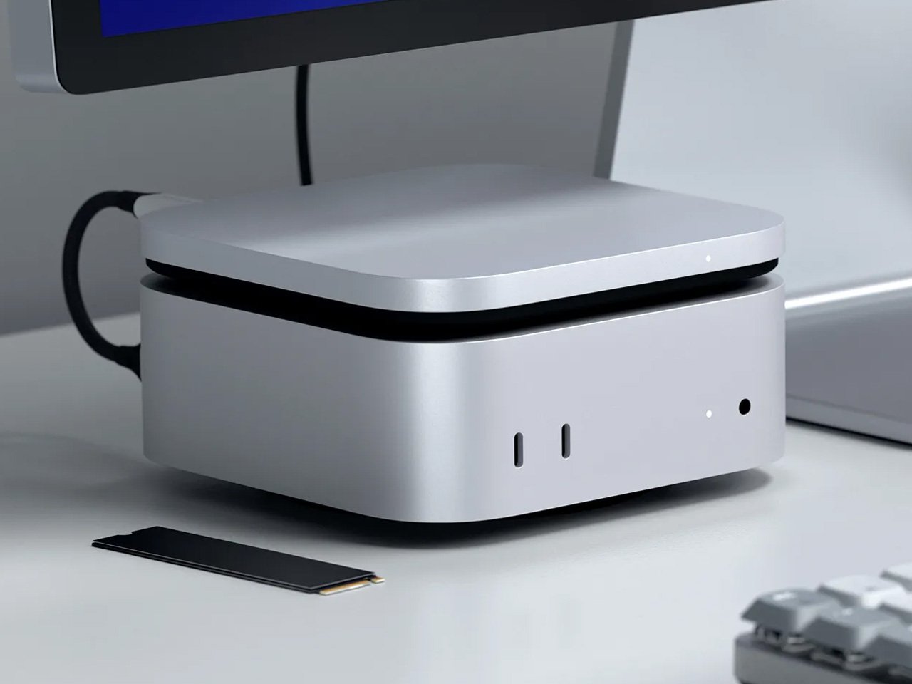 Satechi USB4 NVMe SSD Enclosure 1 - plare.