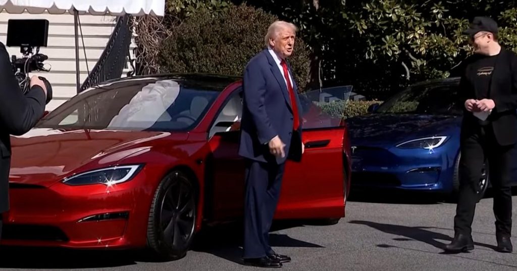 Tesla et l’impact du divorce Musk-Trump sur les actions et l’innovation