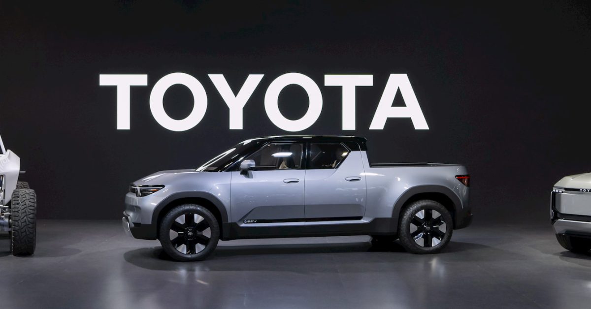 Subaru EV pickup - plare.