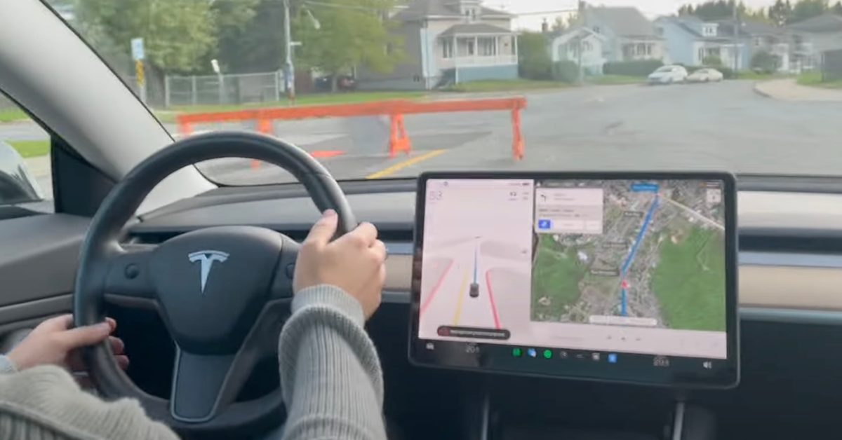 Tesla Full Self Driving Beta 10.69 barrier - plare.