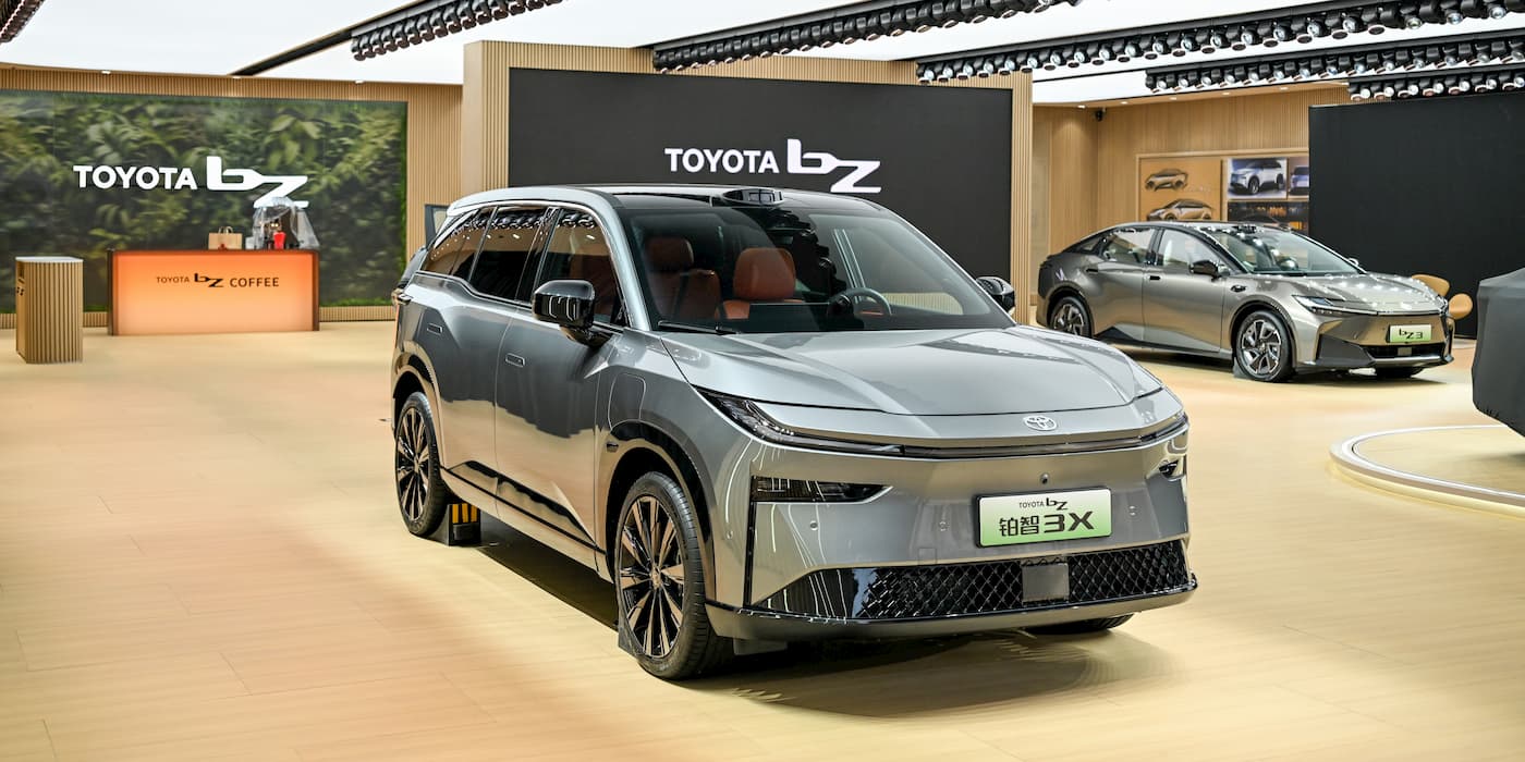 Toyota collabore avec des géants technologiques chinois pour dominer le marché des véhicules électriques - plare. Toyota-China's-tech-EVs