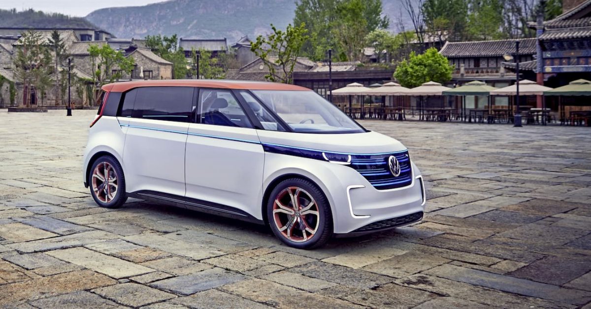 Volkswagen cheaper EV minivan - plare.