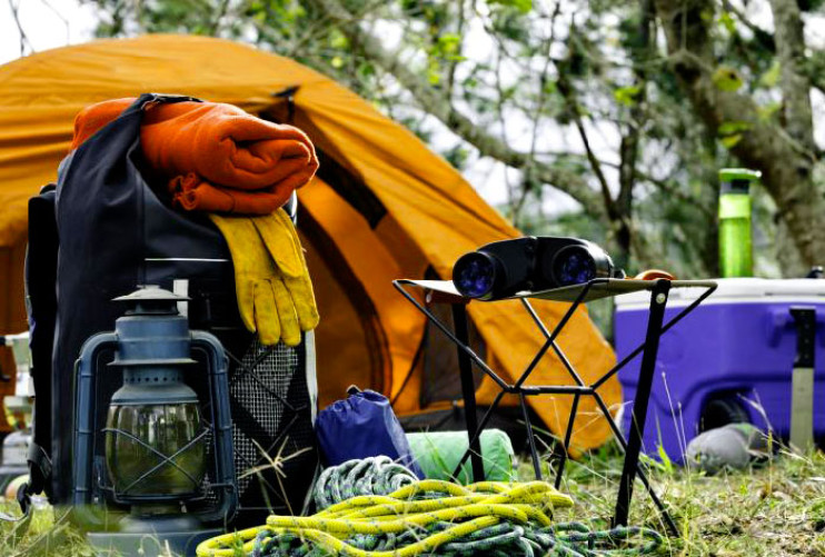 Les 10 accessoires de randonnée essentiels pour vos aventures en plein air - plare. découvrez les accessoires de randonnée essentiels pour profiter pleinement de vos aventures en plein air. trouvez tout le nécessaire, des sacs à dos aux bùtons de trekking, pour un équipement optimal et une expérience inoubliable en nature.