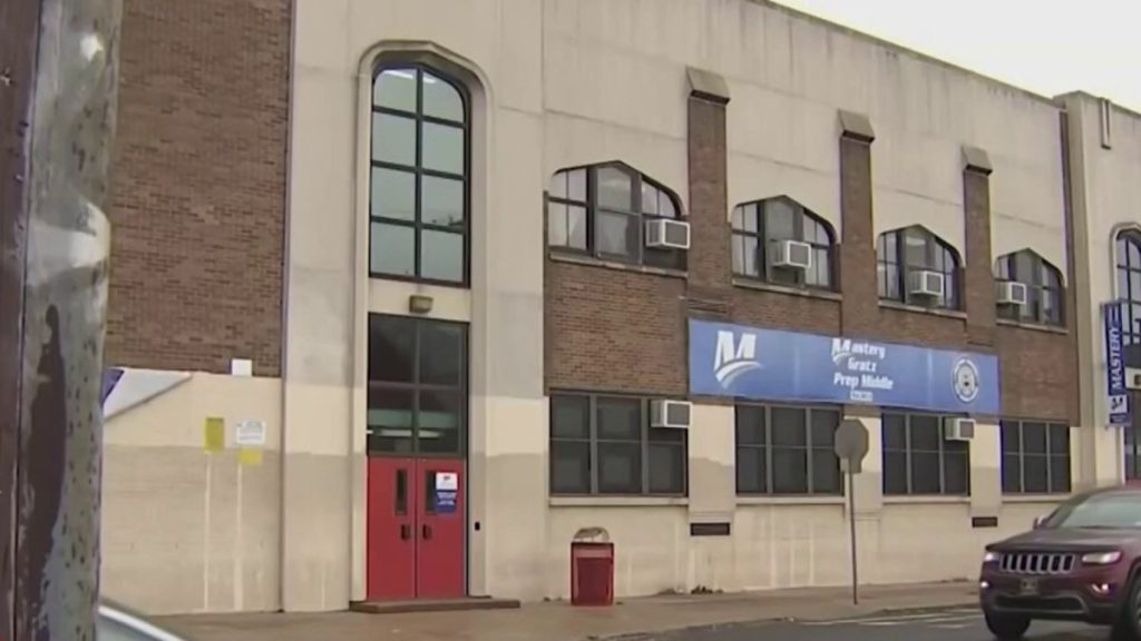 Retrait de l’amiante dans les constructions publiques et les habitations pour prévenir les risques pour la santé.