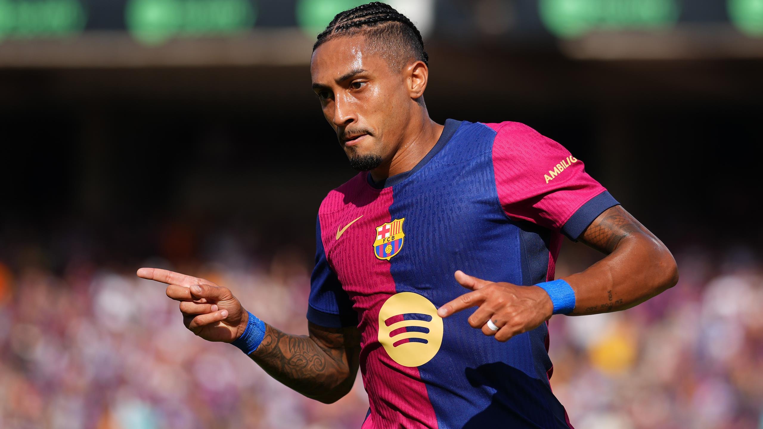Le Barça inflige une défaite cuisante à Valladolid avec un score de 7-0 et prend une avance considérable en Liga. - plare. revivez le match spectaculaire où le fc barcelone a écrasé le real valladolid avec un score impressionnant de 7-0. une performance époustouflante marquée par des buts mémorables, des actions captivantes et une démonstration de football de haut niveau.