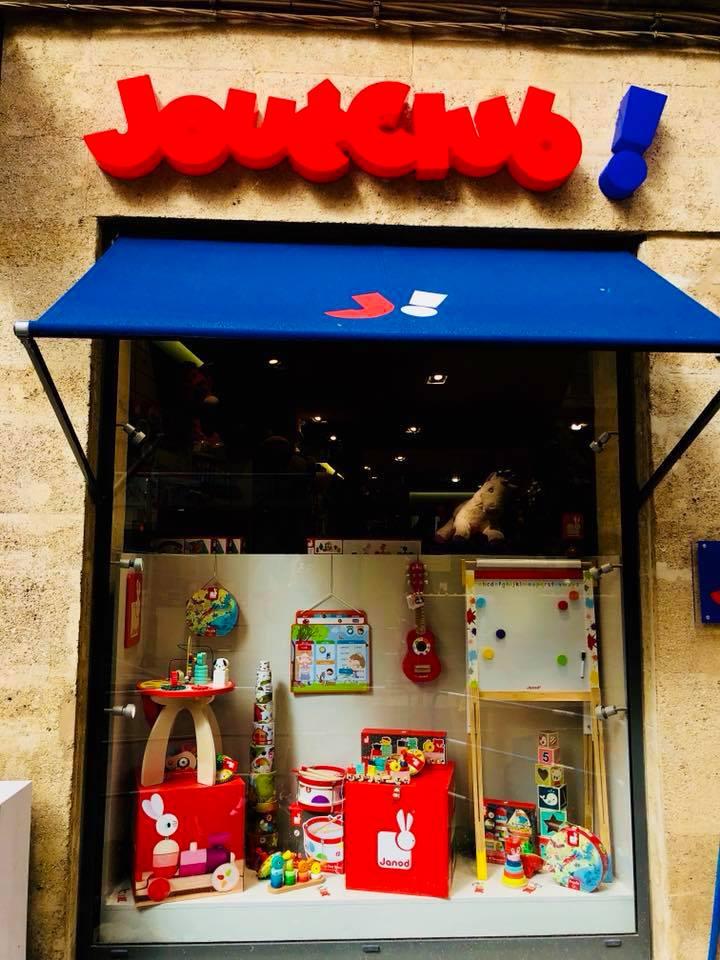découvrez notre sélection de boutiques de jouets en ligne offrant une variété incroyable de jeux et jouets pour enfants de tous âges. profitez de prix compétitifs et de livraisons rapides pour égayer le quotidien de vos petits aventuriers.
