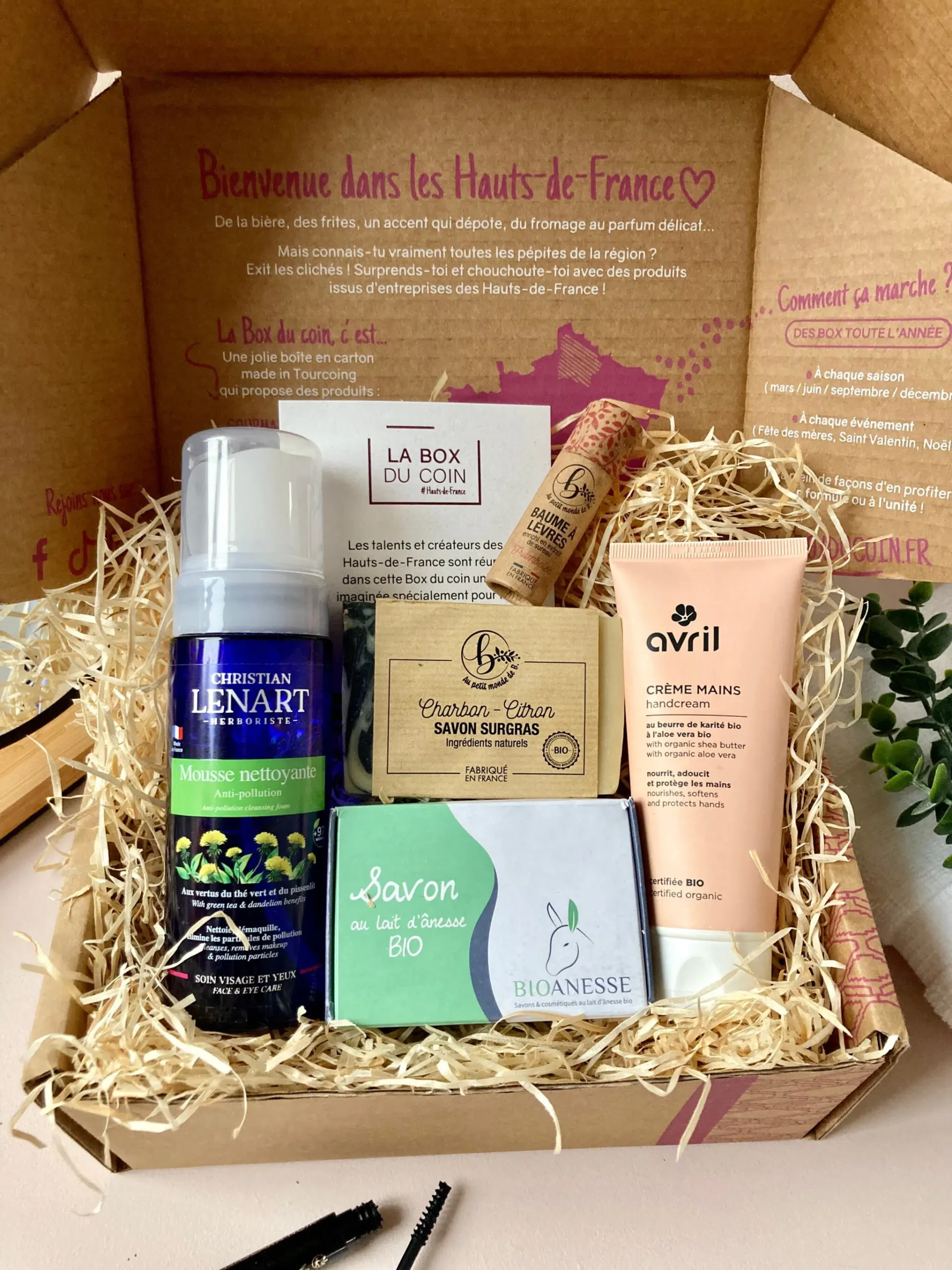 Les 10 idĂ©es de cadeaux incontournables pour faire plaisir aux femmes - plare. dĂ©couvrez notre sĂ©lection de cadeaux pour femmes, des idĂ©es uniques et crĂ©atives pour toutes les occasions. que ce soit pour un anniversaire, la fĂȘte des mĂšres ou juste pour faire plaisir, trouvez le cadeau parfait qui saura Ă©merveiller et combler vos proches.