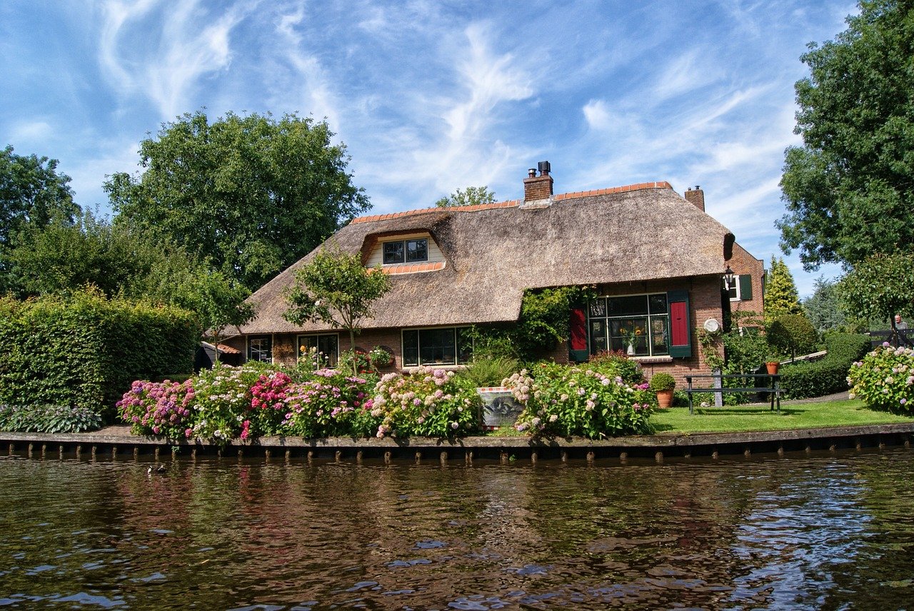 découvrez chocgarden, votre maison de rêve où design moderne et confort se rencontrent. explorez nos espaces uniques, conçus pour vous offrir un cadre de vie exceptionnel et des souvenirs inoubliables.