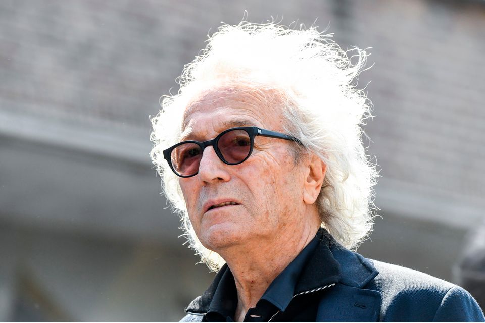 Luc Plamondon : découvrez sa compagne actuelle et les détails de sa vie personnelle - plare. découvrez l'univers créatif de luc plamondon, célèbre parolier et compositeur, à travers sa compagne. plongez dans leur collaboration artistique et les inspirations qui ont marqué sa carrière.