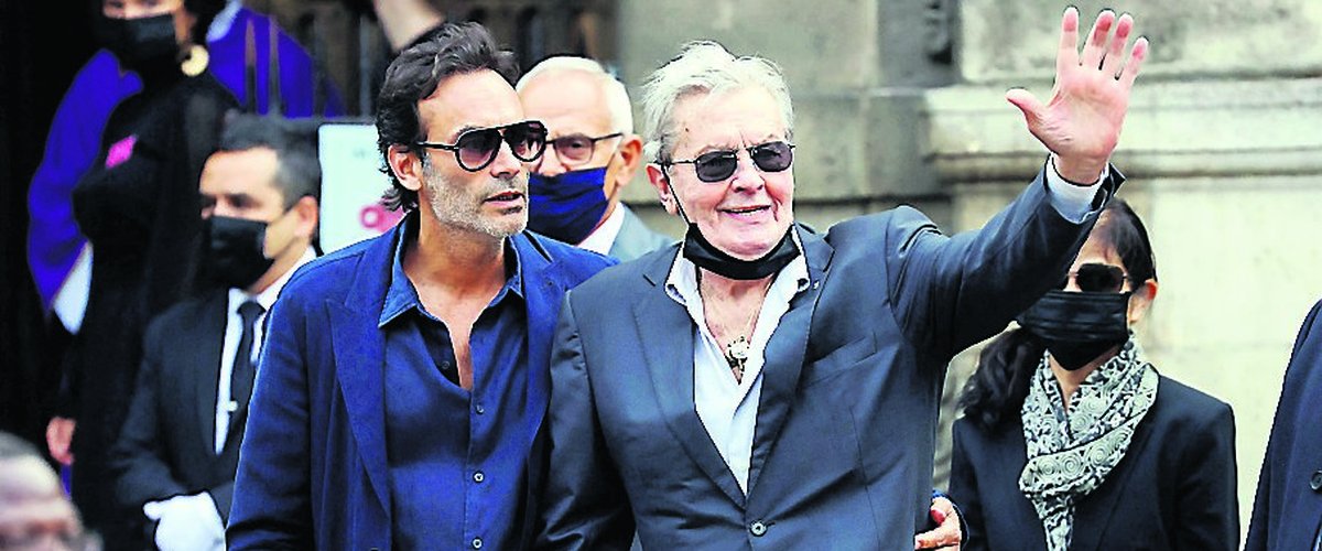 découvrez l'histoire fascinante de la demi-sœur d'alain delon, un personnage méconnu mais fascinant et son lien avec la célèbre star du cinéma français. plongez dans leur relation et les secrets de la famille delon.
