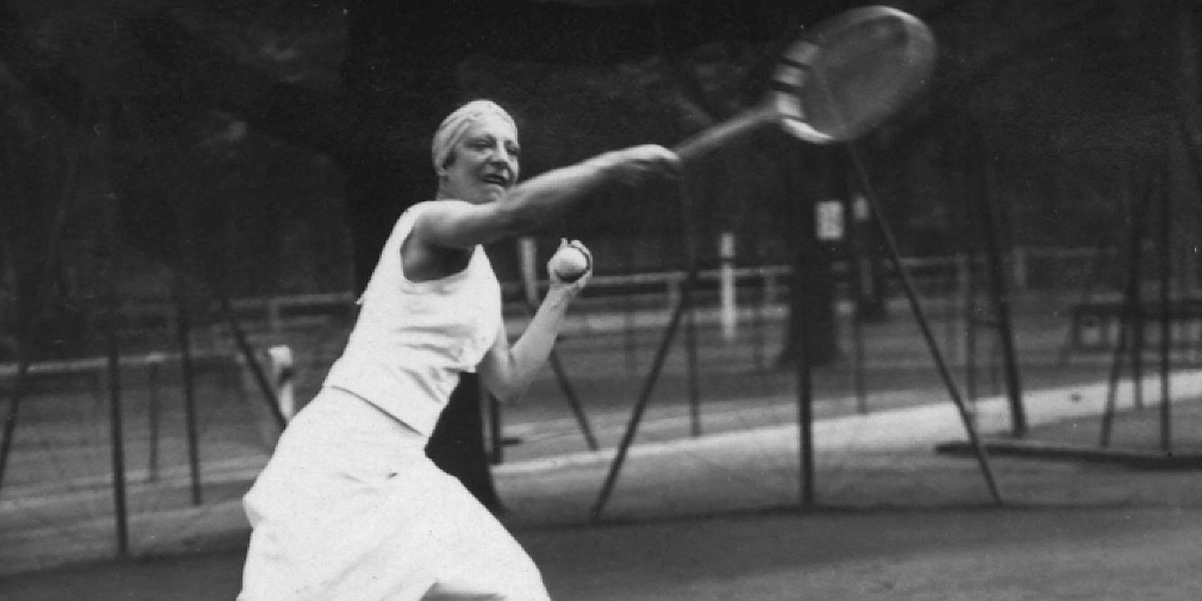 Les 10 plus grandes légendes du tennis féminin dans l'histoire - plare. découvrez les grandes légendes du tennis féminin, leur parcours inspirant, leurs victoires mémorables et l'impact qu'elles ont eu sur le monde du sport. plongez dans l'univers fascinant de ces joueuses emblématiques qui ont marqué l'histoire du tennis et continuent d'inspirer des générations entières.