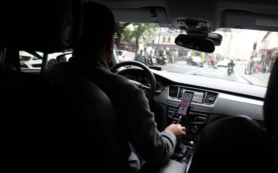 Devenir chauffeur VTC avec BVTC : le guide ultime pour réussir - plare. découvrez notre guide complet pour les chauffeurs vtc : conseils pratiques, réglementation, astuces pour maximiser vos revenus et améliorer votre service client. devenez un chauffeur vtc performant et professionnel !