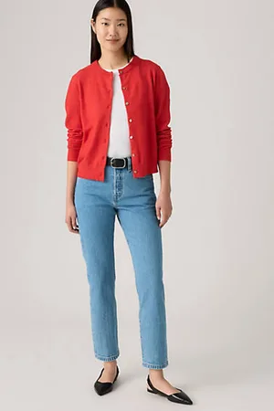 Les 10 marques de jeans incontournables pour femmes en 2025 - plare. découvrez les tendances incontournables des jeans pour femmes en 2025. des coupes modernes aux styles intemporels, trouvez le jean parfait qui allie confort et élégance pour toutes les occasions.