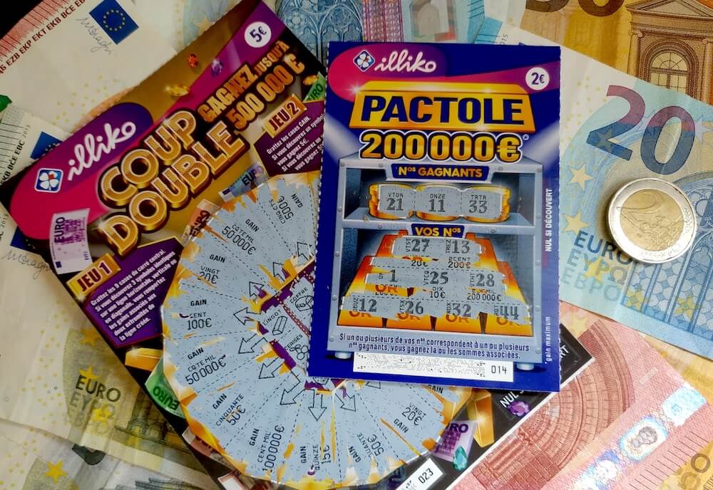 découvrez notre sélection de jeux de grattage lucratifs qui offrent des chances réelles de gains. testez votre chance et amusez-vous tout en remportant des prix intéressants. plongez dans l'univers des jeux de grattage et augmentez vos chances de succès !