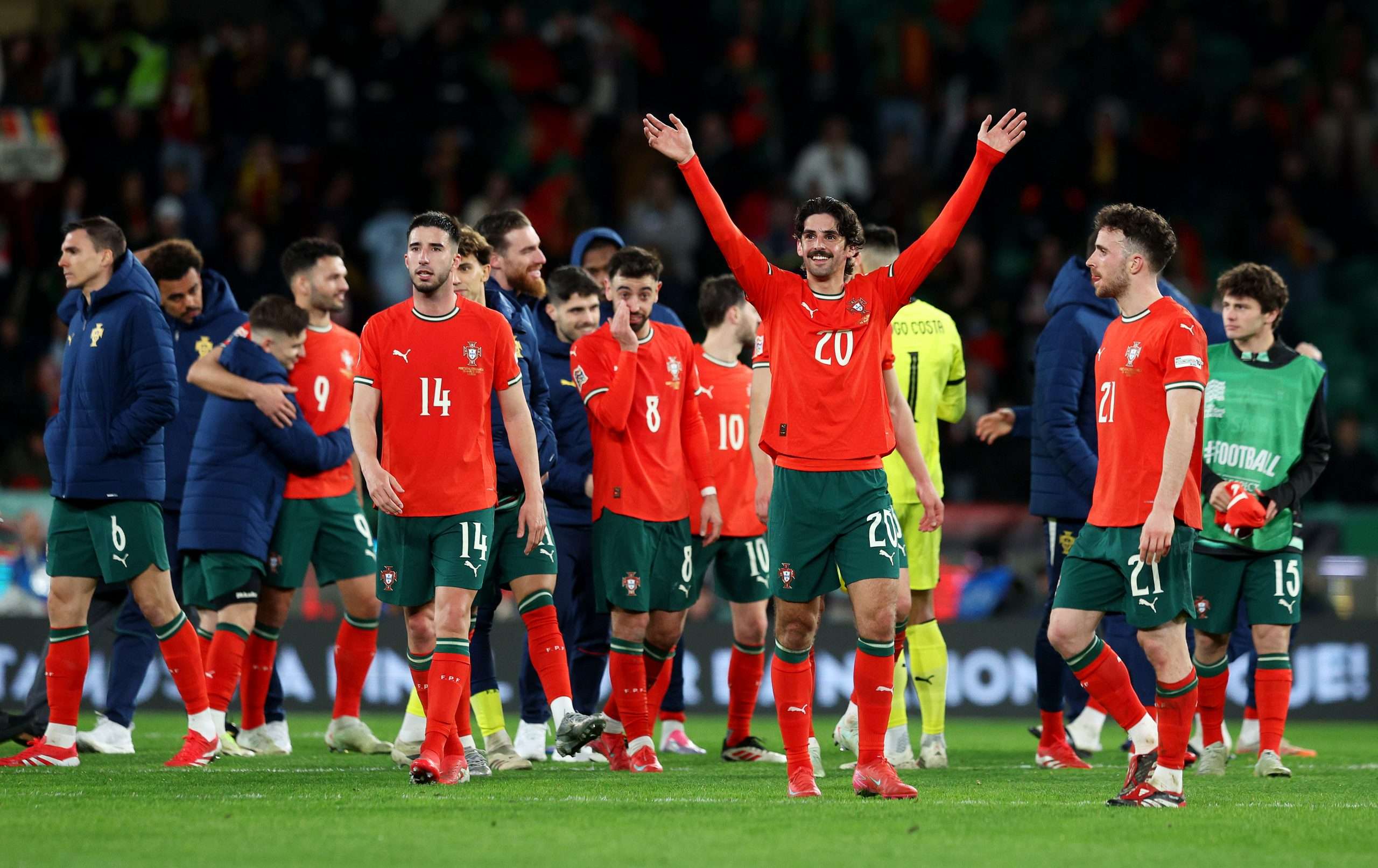 découvrez l'univers des joueurs danois de football, leurs performances marquantes, les clubs où ils évoluent et leurs contributions dans les compétitions internationales. plongez dans l'héritage footballistique du danemark et les talents qui font briller le pays sur la scène mondiale.