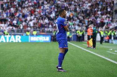 Les 10 incontournables du football autrichien : les 10 joueurs qui ont marqué l'histoire - plare. découvrez les joueurs emblématiques du football autrichien qui ont marqué l'histoire du sport avec leurs performances légendaires et leur passion inébranlable. plongez dans l'univers des stars du ballon rond autrichien qui ont inspiré des générations.