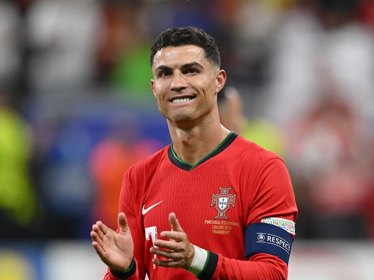 découvrez les joueurs légendaires du football polonais qui ont marqué l'histoire du sport avec leurs performances exceptionnelles et leur passion sur le terrain. plongez dans l'univers des stars du football qui ont fait briller la pologne sur la scène internationale.
