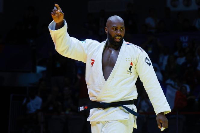 découvrez les judokas emblématiques qui ont marqué l'histoire de cet art martial. plongez dans leurs parcours inspirants, leurs techniques légendaires et leur impact sur le monde du judo.