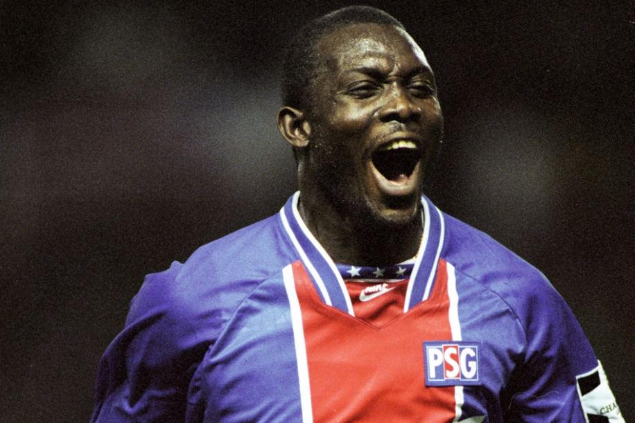 Les 10 légendes qui ont marqué l'histoire du PSG - plare. découvrez les plus grandes légendes du paris saint-germain, leurs parcours emblématiques et leur impact sur le club. revivez les moments forts qui ont marqué l'histoire du psg à travers ces joueurs d'exception.