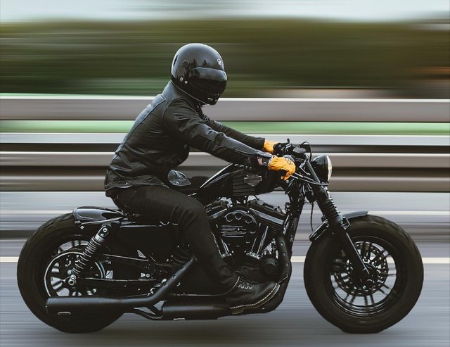 Les 10 marques de casques de moto à surveiller en 2025 - plare. découvrez les meilleures marques de casques de moto pour 2025. sécurité, confort et style s'allient pour vous offrir une expérience de conduite inégalée. explorez notre sélection et faites le bon choix pour vos aventures sur deux roues.