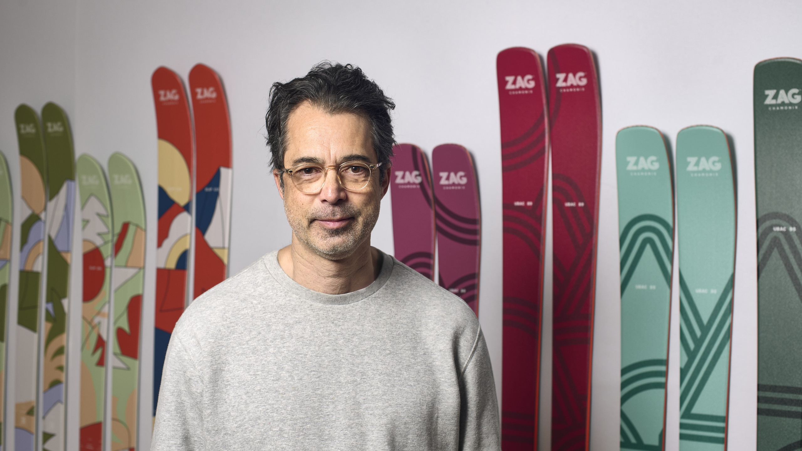 Les 10 marques de vêtements de ski incontournables pour l'hiver 2025 - plare. découvrez les tendances et les nouveautés des marques de ski en 2025. explorez les équipements, les technologies innovantes et les modèles incontournables pour profiter pleinement de votre saison de glisse.