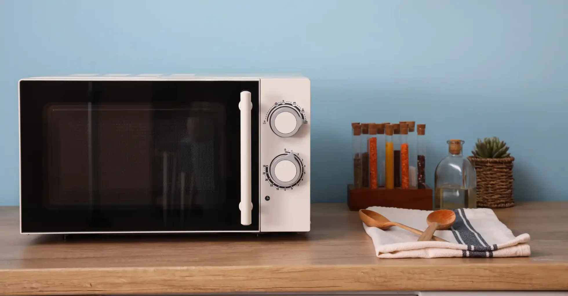 découvrez notre sélection des meilleures plateformes de micro-ondes en 2025. comparez les modèles, leurs caractéristiques et trouvez l'appareil idéal pour votre cuisine, alliant performance, design et technologie moderne.