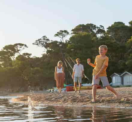 Les 10 meilleures plateformes en ligne pour planifier vos vacances - plare. découvrez notre sélection des meilleures plateformes pour organiser vos vacances idéales. comparez les offres, trouvez des destinations de rêve et réservez facilement votre prochain séjour.