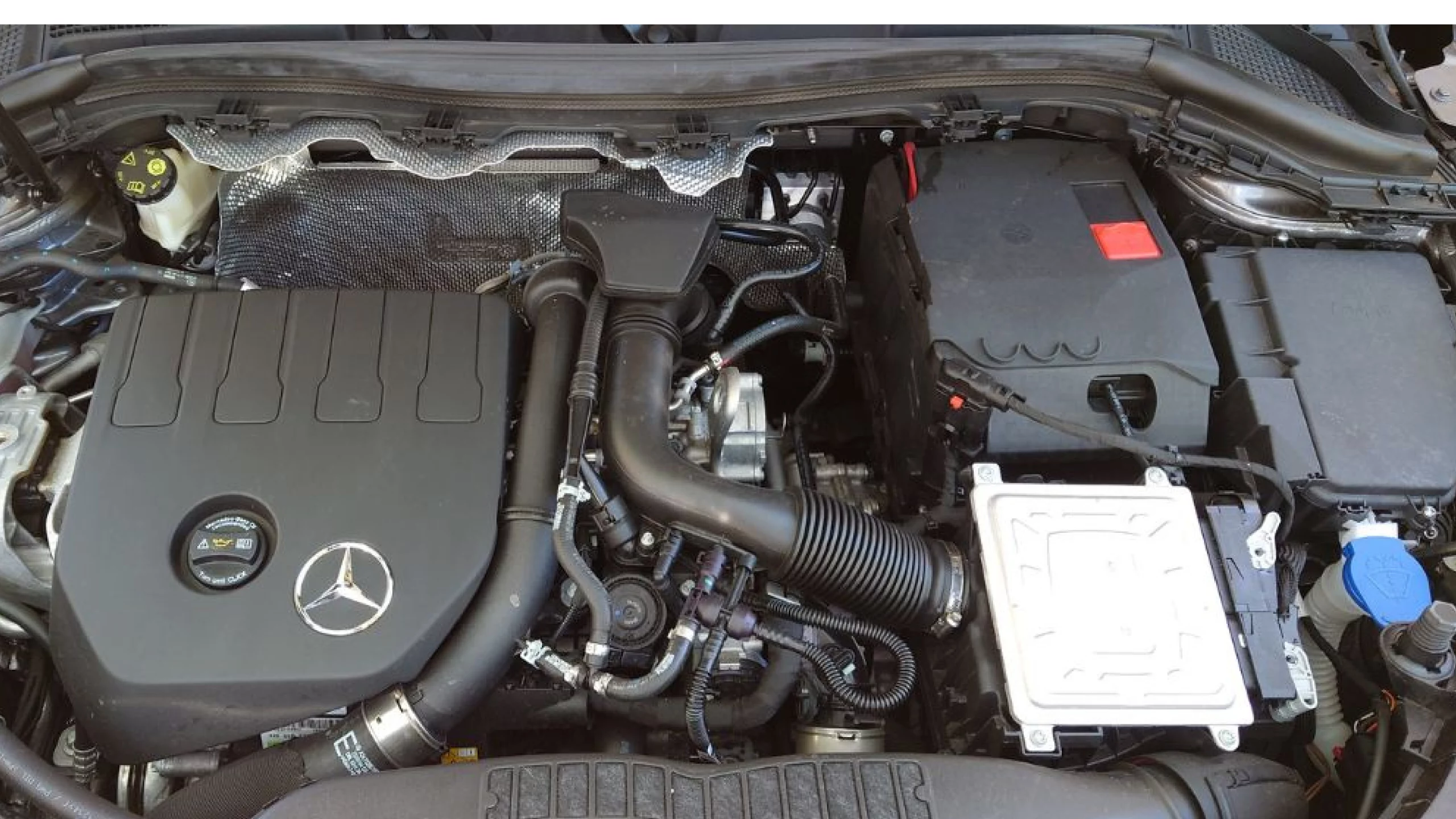 découvrez la fusion parfaite de l'élégance allemande et de l'ingénierie française avec nos modèles mercedes équipés de moteurs renault. une performance inégalée, un confort inestimable et une innovation à chaque virage.