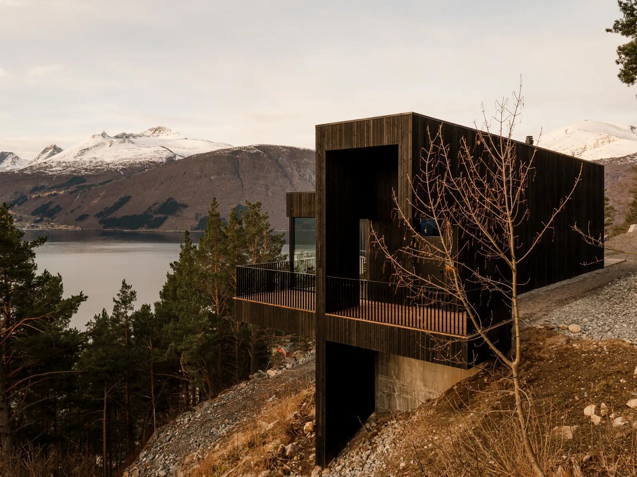 norwegian holiday home yanko design 01 - plare.