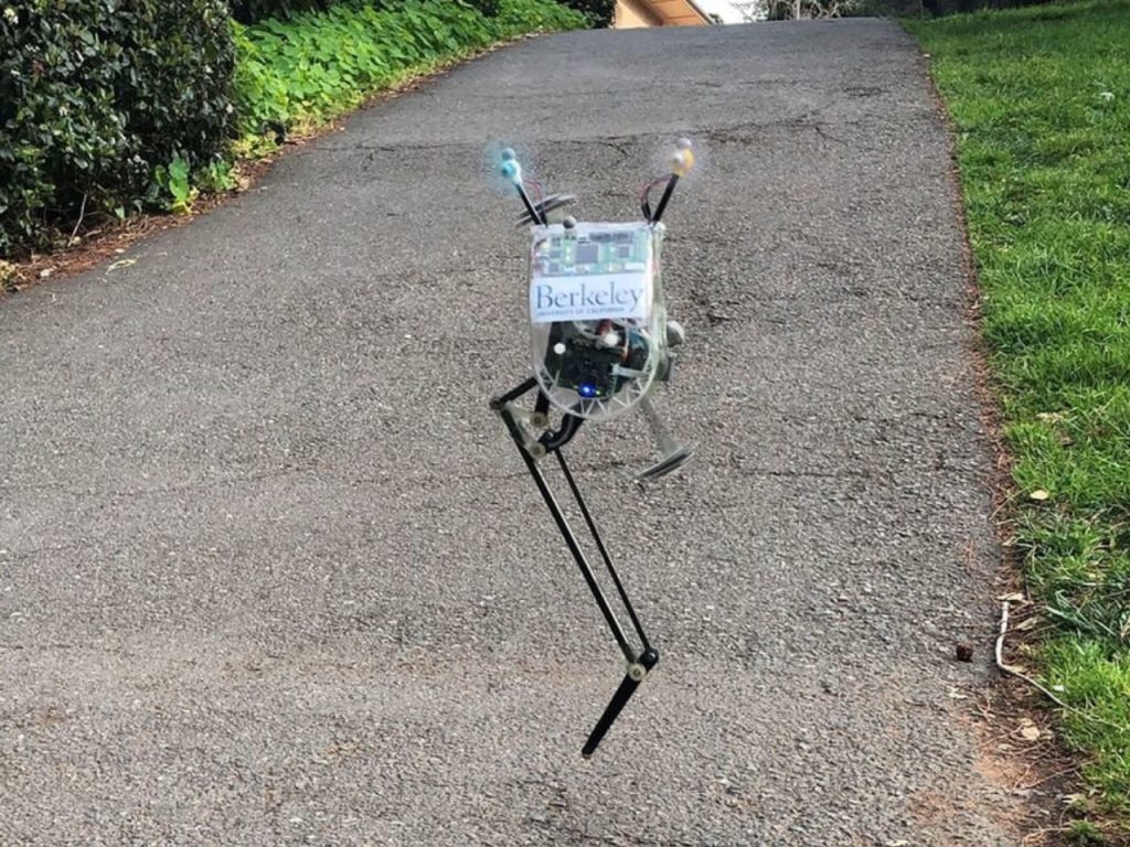 Découvrez comment le robot Tiny Pogo révolutionne la locomotion en robotique !