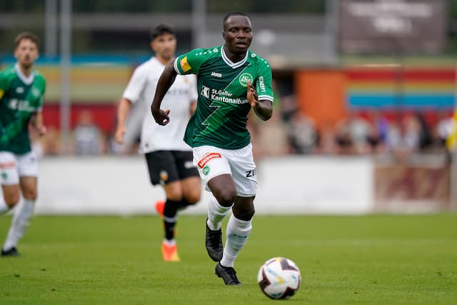 Les 10 talents emblématiques qui ont marqué l'histoire du FC Saint-Gall - plare. découvrez les talents du fc saint-gall, une équipe emblématique de suisse, qui élève le football à un niveau exceptionnel grâce à des joueurs prometteurs et passionnés. plongez dans l'univers de ce club dynamique, ses performances, et ses futures étoiles montantes.