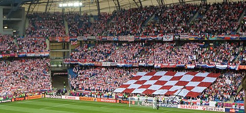 Les 10 plus grands talents du football croate à travers l'histoire - plare. découvrez les talents exceptionnels du football croate, leur évolution, leurs performances et l'impact qu'ils ont sur le paysage footballistique mondial. plongez dans l'univers de ces joueurs prometteurs et revivez les moments forts qui font la fierté du sport en croatie.