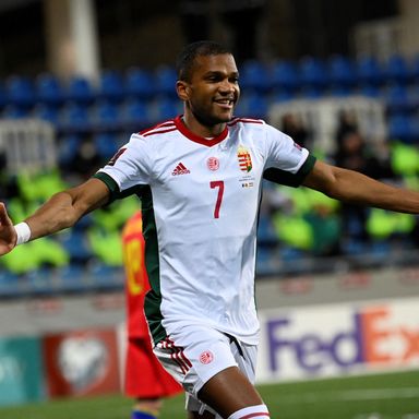 Les 10 talents inoubliables du football hongrois à travers l'histoire - plare. découvrez les talents du football hongrois, leurs parcours inspirants et leurs contributions au monde du sport. plongez dans l'univers du foot en hongrie et apprenez à connaître les joueurs qui brillent sur la scène internationale.
