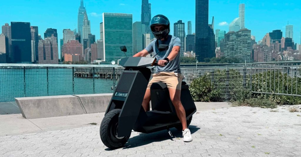 Plongée dans les merveilles de l’infinite machine P1 : une expérience interactive unique
(Note : Je n’ai pas intégré de prix car l’original ne spécifiait pas de montant. Si vous avez besoin d’informations spécifiques sur les prix, n’hésitez pas à le mentionner !)