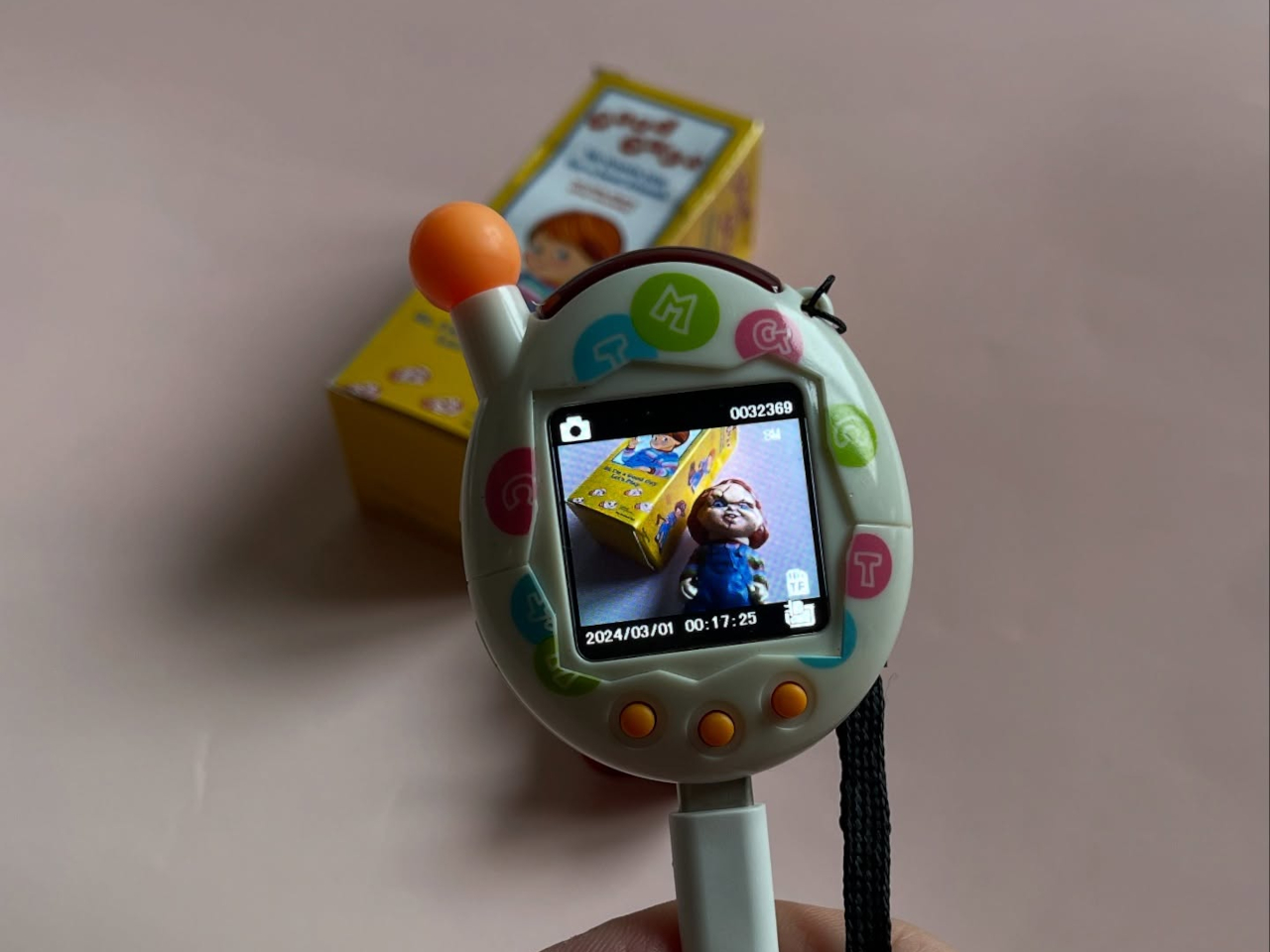 1751380512 790 Decouvrez le DIY Ultime Transformez Votre Camera en Tamagotchi - plare.