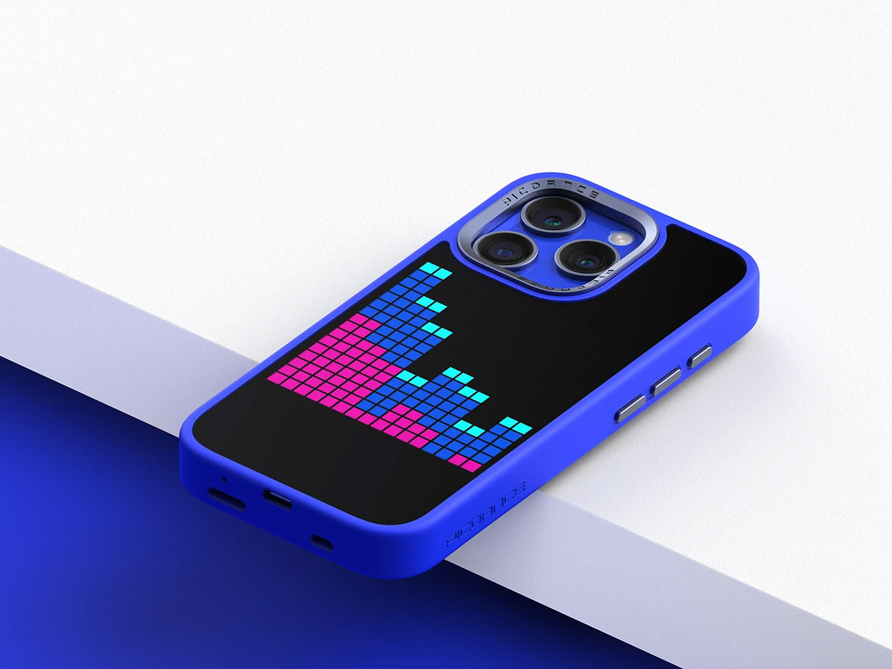 1751492763 566 Transformez votre iPhone Decouvrez comment cette Coque LED rend - plare.