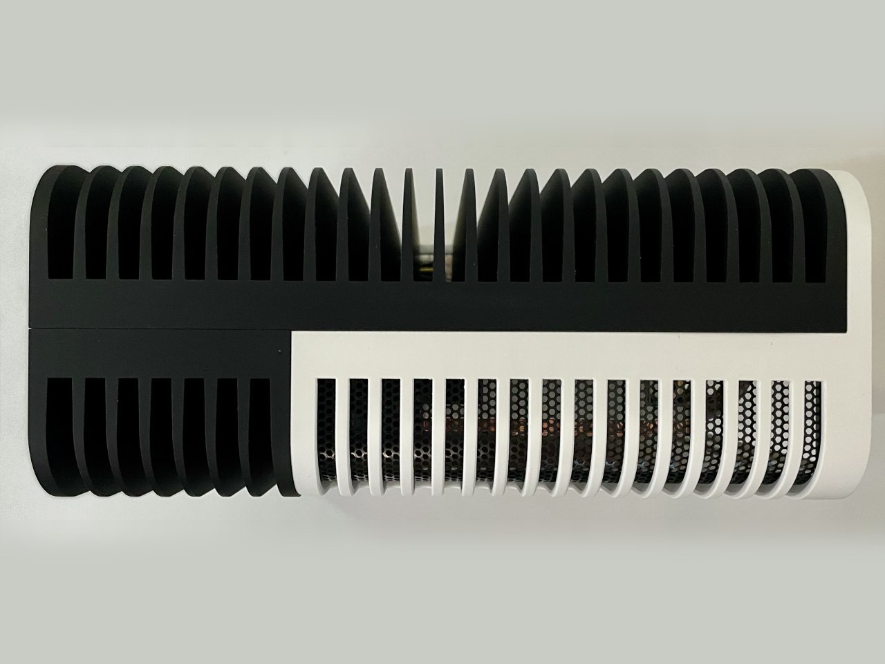 1751738324 410 Transformez Votre PC Monochrome 3D Imprime en OEuvre dArt - plare.