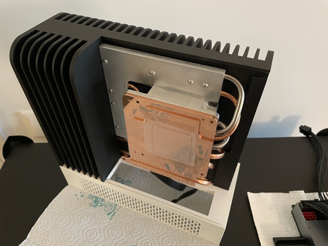 1751738325 632 Transformez Votre PC Monochrome 3D Imprime en OEuvre dArt - plare.