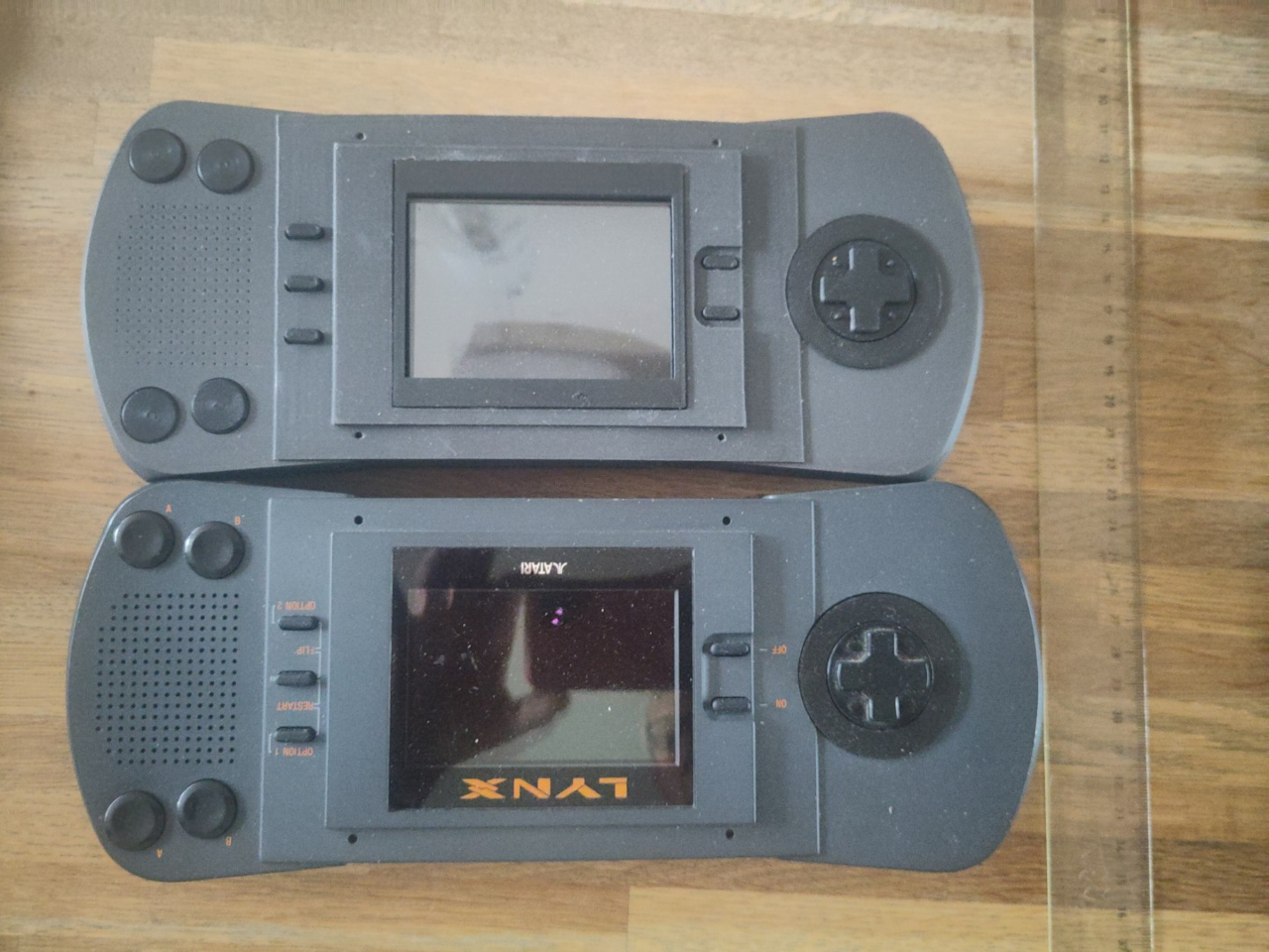 Découvrez comment l'impression 3D redonne vie au design emblématique de l'Atari Lynx pour les consoles portables modernes ! - plare. Recréation Atari Lynx