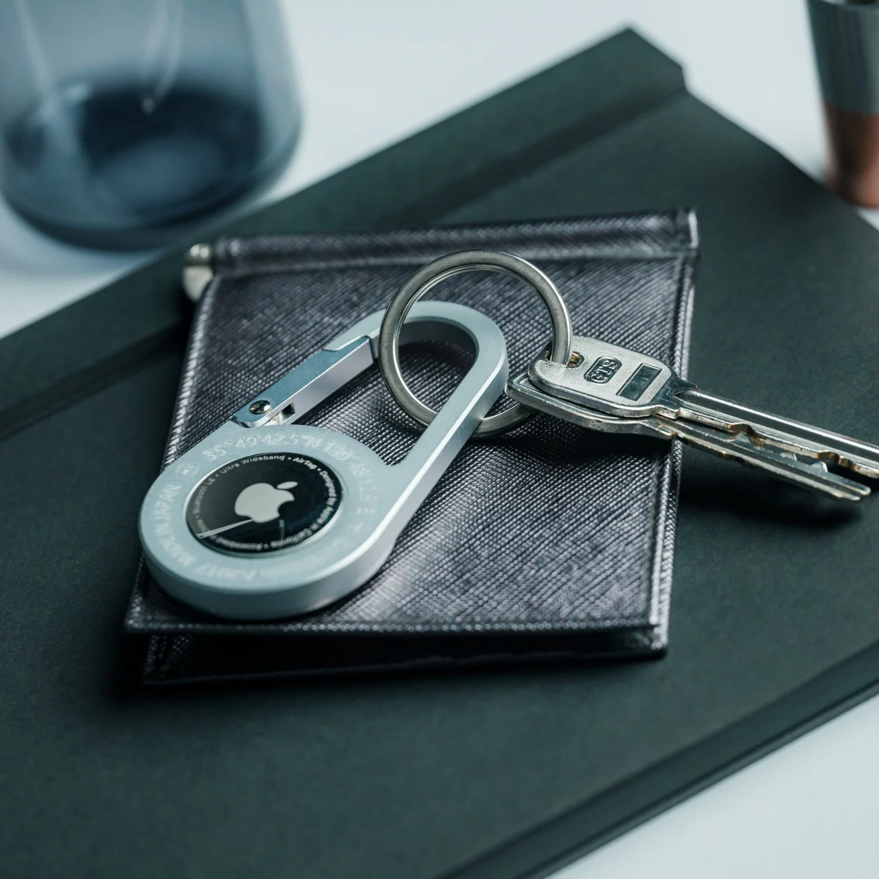 AirTag Carabiner
