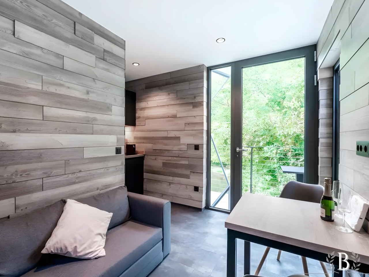 1751844788 684 Decouvrez le DQ Tower La Revolution des Tiny Homes - plare.