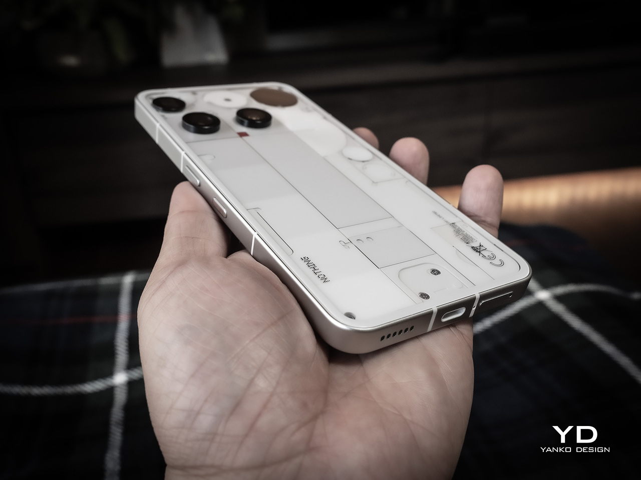 1751981283 520 Decouvrez le Nothing Phone 3 Le Smartphone Revolutionnaire qui - plare.